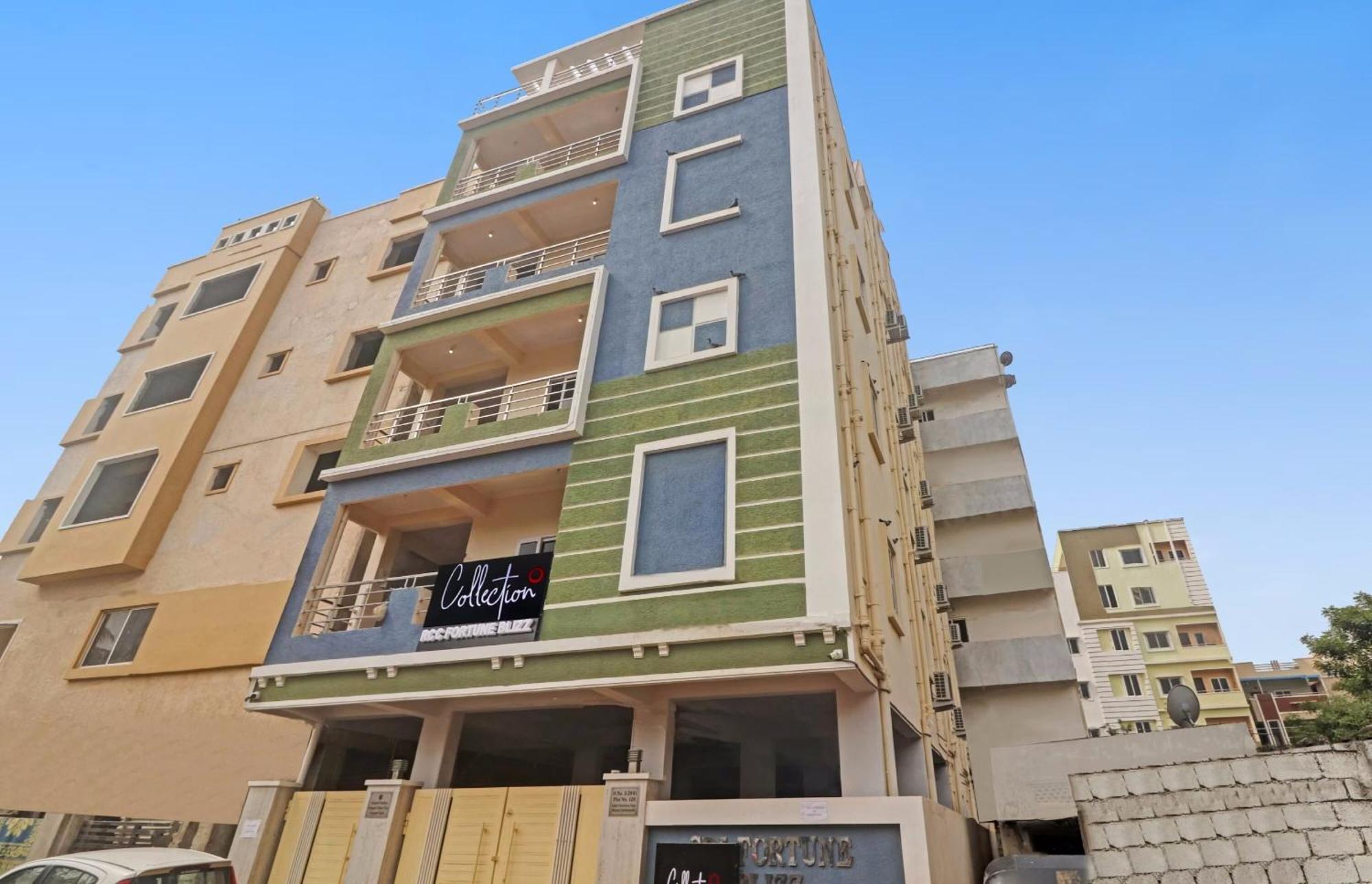 Super Townhouse Rcc Blizz Otel Kondapur  Dış mekan fotoğraf